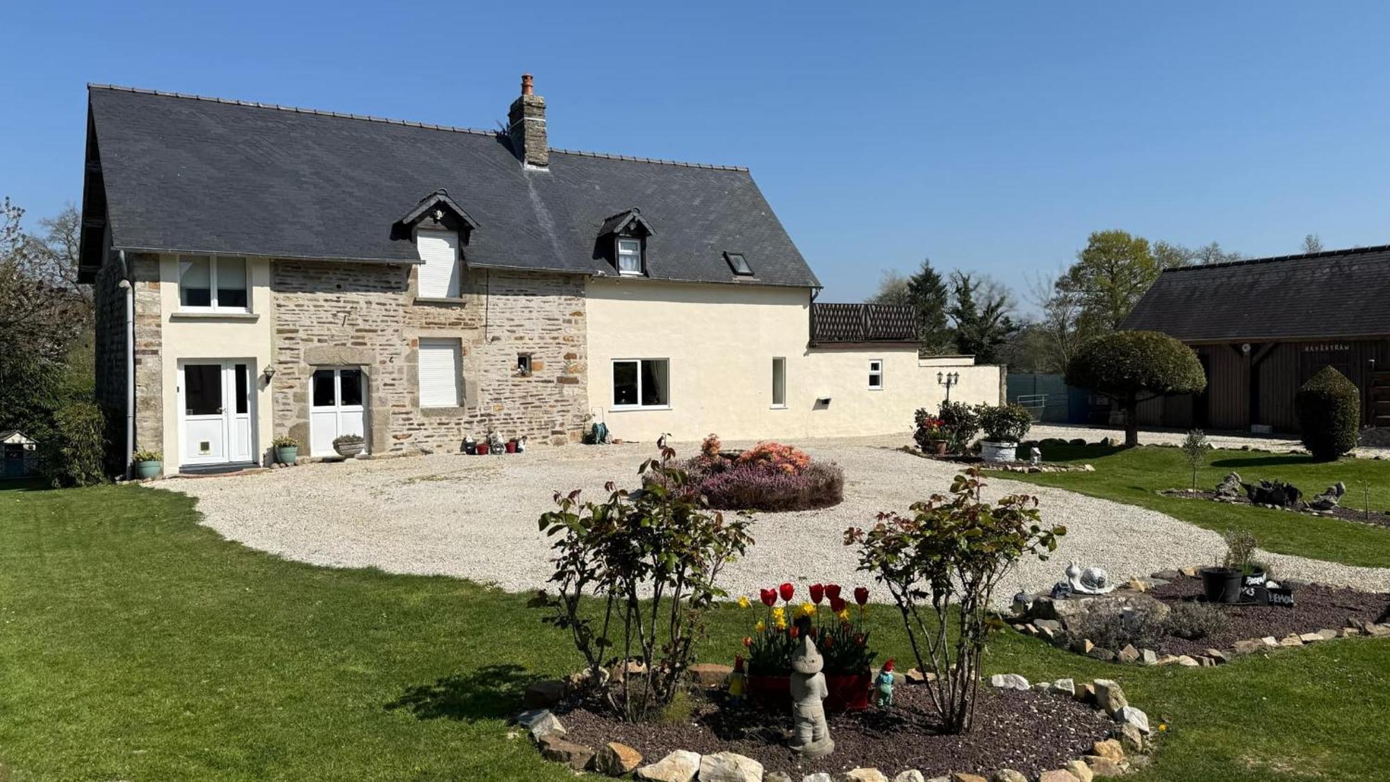 Maison La Touchardiere Barenton エクステリア 写真